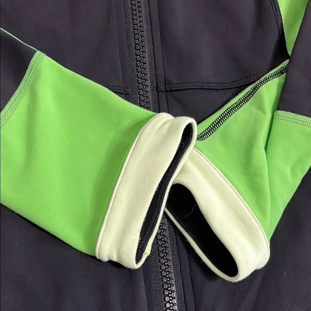 Lululemon Athletica Black and Green Ski Jacket with Color Blocking